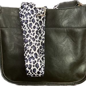 Ladies Pu Leopard print messenger bag